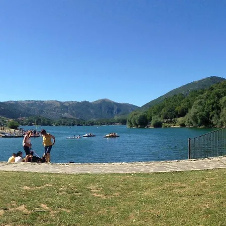 La Del Lucciola 3* Villalago